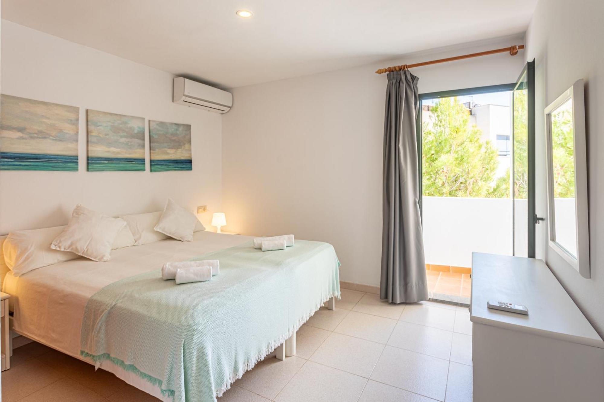 Es Dolc Apartments By Youroom Colònia de Sant Jordi Exterior foto
